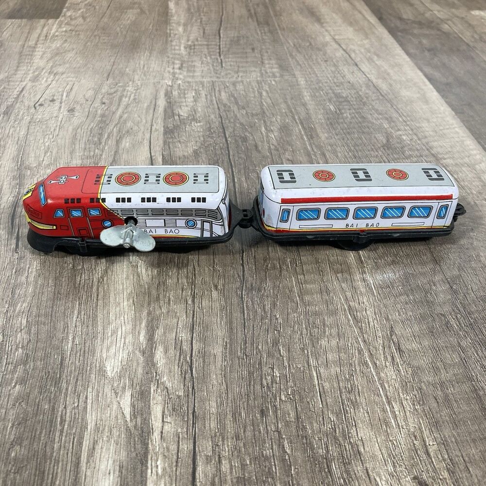 Vintage Wind Up Train Express Tin Toy Bai Bao Tested And Working 2 Pc Collector